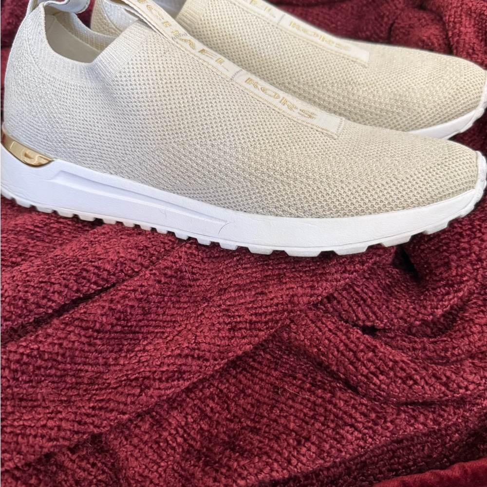 Michael Kors Sz 10 Gold Metallic Knit Slip-On Sneakers - Picture 5 of 9
